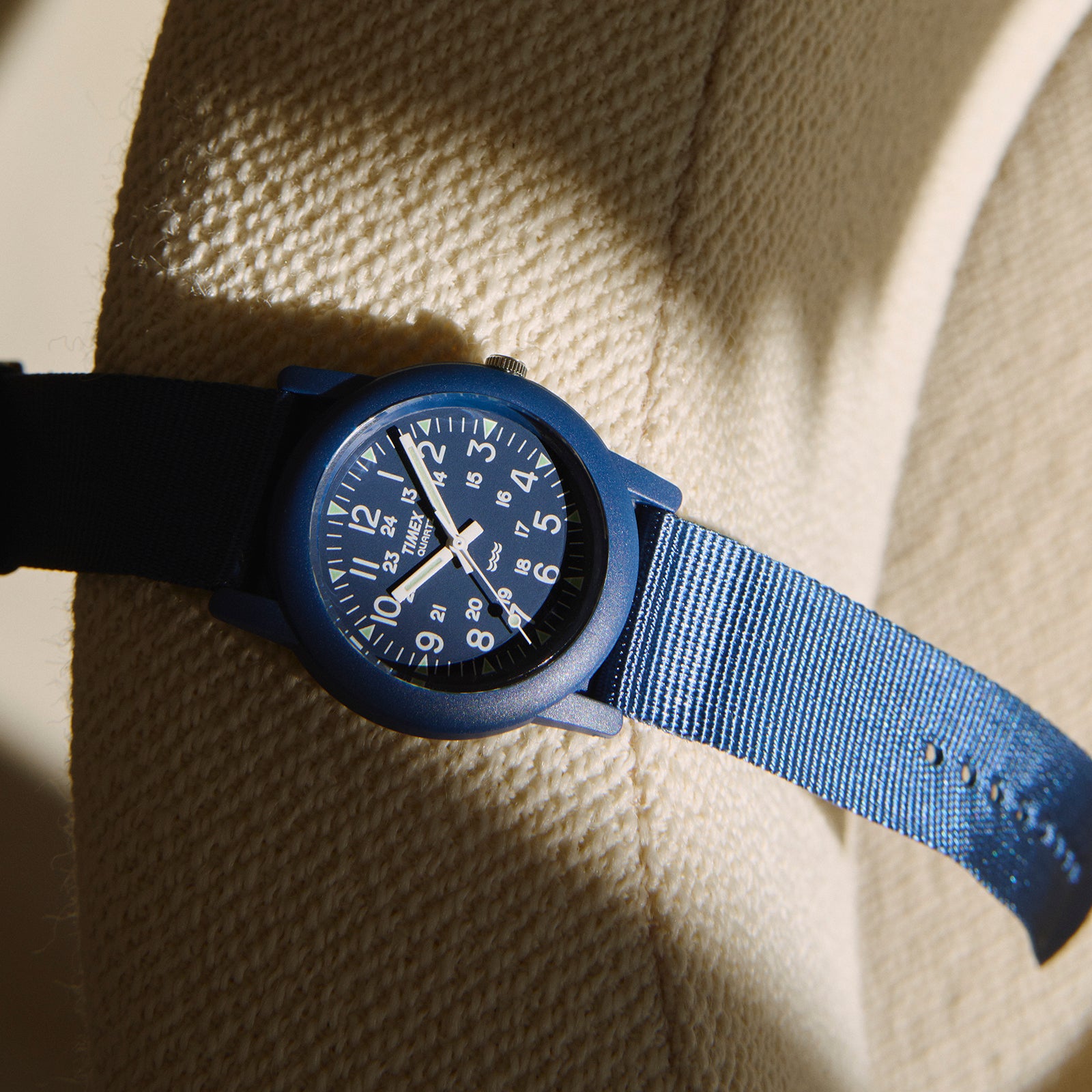 Camper 34mm Navy T2N257 – TIMEX JAPAN