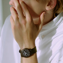 Load image into Gallery viewer, Camper 34mm Olive Drab T41711
